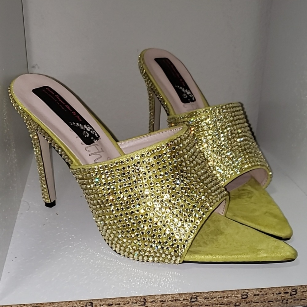 Custom mules, size 9, never worn (no box)